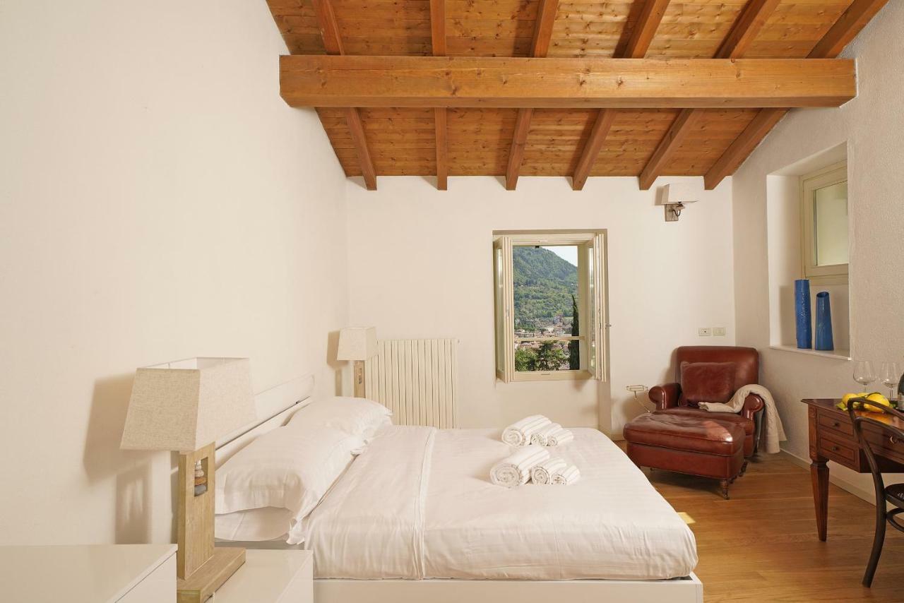 Tenuta La Pineta Salò Eksteriør billede